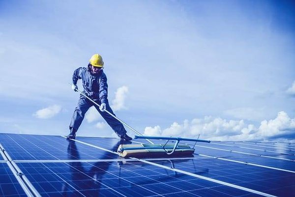 Installation photovoltaïque en Gironde : Guide complet pour optimiser votre énergie solaire